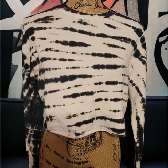 Monrow OVERSIZED Supersoft Painter Tie-Dye Boyfriend Sweatshirt Size XS Crop Top - Picture 2 of 7